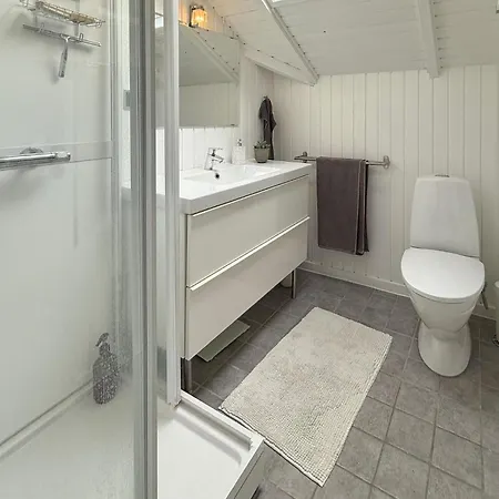 3 Bedroom Awesome In Casa de Férias